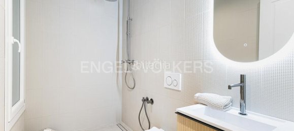 3 bedrooms Apartment in Eixample, Spain No. 42327 15