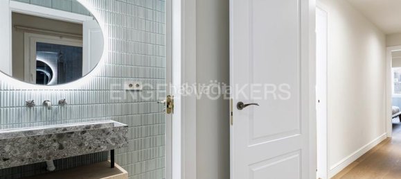 3 bedrooms Apartment in Eixample, Spain No. 42327 24