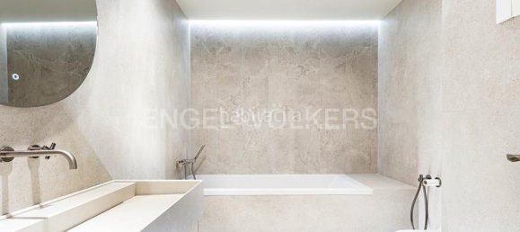 3 bedrooms Apartment in Eixample, Spain No. 42327 14