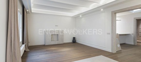 3 bedrooms Apartment in Eixample, Spain No. 42327 7