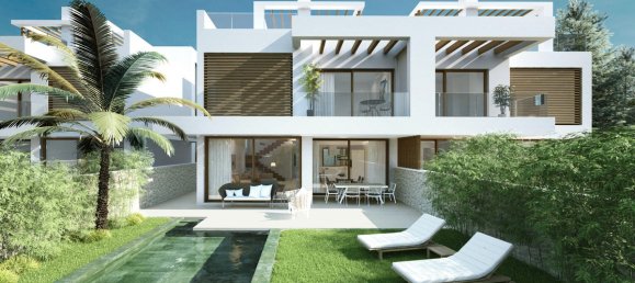 4 bedrooms House in Cabopino, Spain No. 3243 2