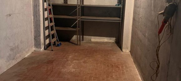  Garage in Genoa, Italy No. 254228 5