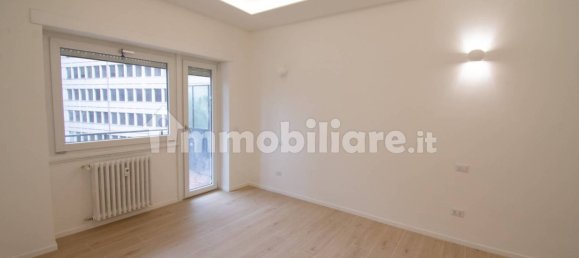 2 Schlafzimmer Wohnung in Rome, Italy, Nr. 197742 7
