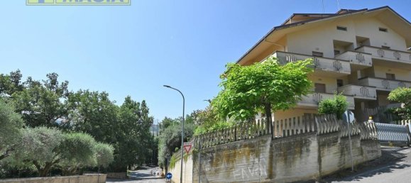 Villa T5 em Castel di Lama, Italy N.º 147379 44