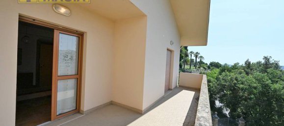 Villa T5 em Castel di Lama, Italy N.º 147379 18