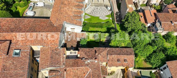 Квартира с 2 спальнями в Брешиа, Италия № 237204 21