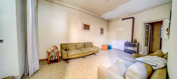Apartamento de 2 dormitorios en Caronno Varesino, Italy No. 179207 4