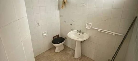 90m² Commercial property in Mola di Bari, Italy No. 318449 2