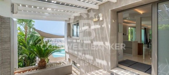 4 bedrooms Villa in Marbella, Spain No. 194825 13