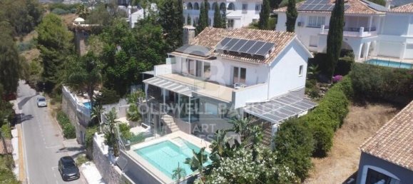 4 bedrooms Villa in Marbella, Spain No. 194825 15