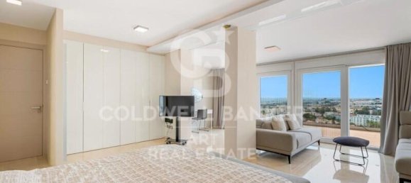 4 bedrooms Villa in Marbella, Spain No. 194825 7