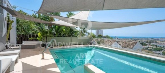 4 bedrooms Villa in Marbella, Spain No. 194825 2