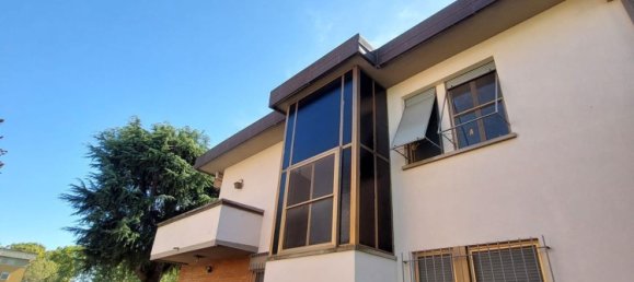 9 rooms Villa in Pisa, Italy No. 51178 16