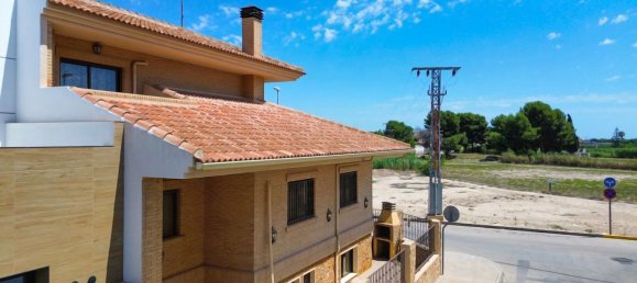 4 bedrooms House in Almoradi, Spain No. 91743 39