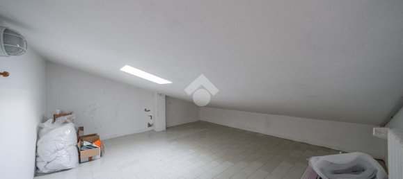 Ático de 4 habitaciónes en Langhirano, Italy No. 34769 31