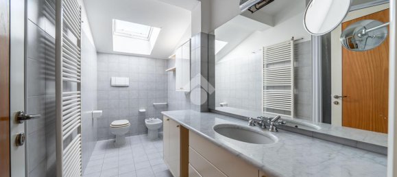 Ático de 4 habitaciónes en Langhirano, Italy No. 34769 14