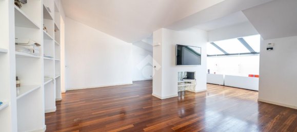 Ático de 4 habitaciónes en Langhirano, Italy No. 34769 26