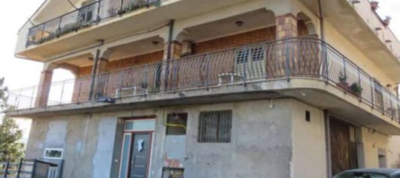 Квартира с 2 комнатами в Скордия, Италия № 265592 4