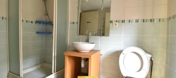 4 غرف نوم تاون هاوس في Thiers, France رقم 363824 8