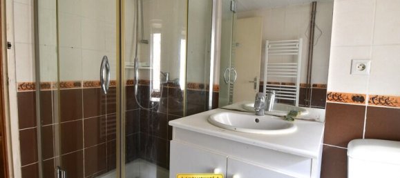 4 غرف نوم تاون هاوس في Thiers, France رقم 363824 7