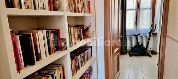 1 bedroom Apartment in Turin, Italy No. 319069 3