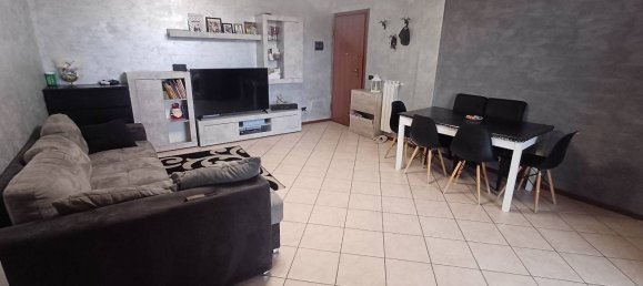 Apartamento de 2 dormitorios en Trecate, Italy No. 91155 17