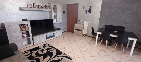Apartamento de 2 dormitorios en Trecate, Italy No. 91155 40