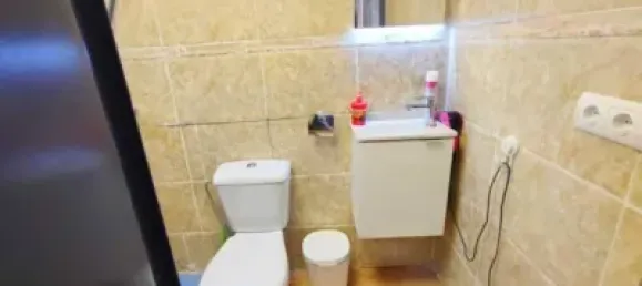 136m² Commercial property in Valencia, Spain No. 133728 2