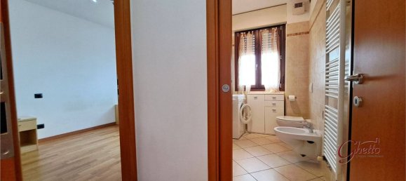 1 bedroom Apartment in Cento, Italy No. 340705 26