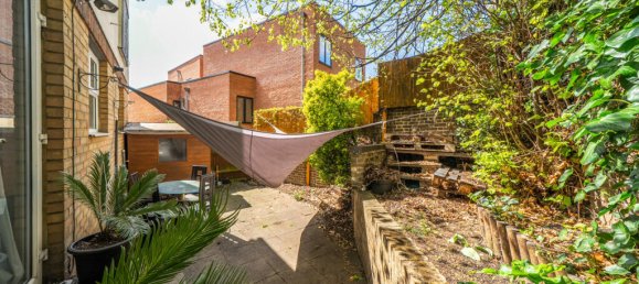 2 bedrooms Commercial property in London, United Kingdom No. 7736 5