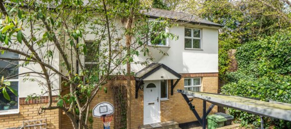 2 bedrooms Commercial property in London, United Kingdom No. 7736 12