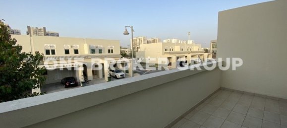 3 chambres Maison de ville à Al Furjan, UAE No. 1815 4