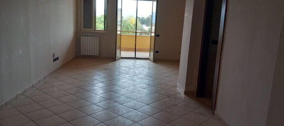 4 غرف نوم منزل ذو طابقين في Acerra, Italy رقم 336320 2