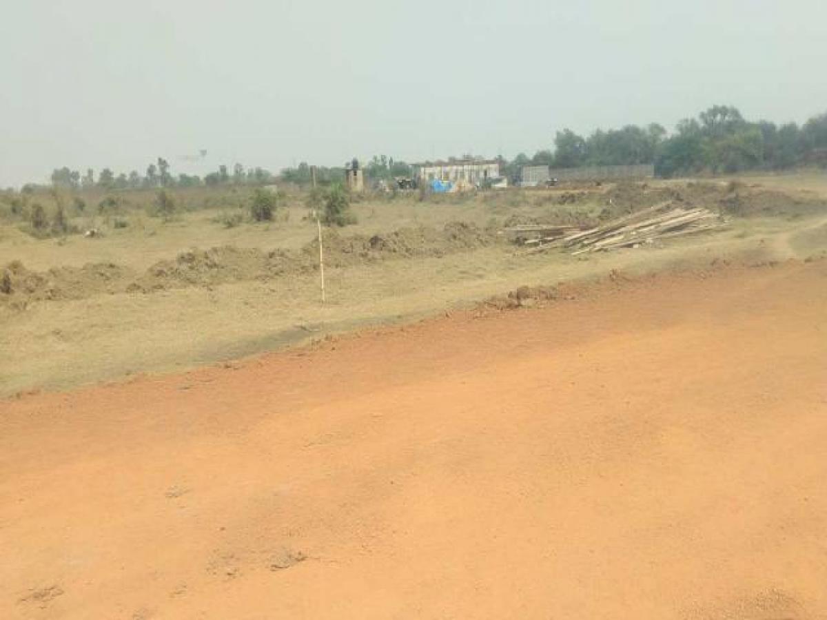  Land in Raipur, India No. 30743