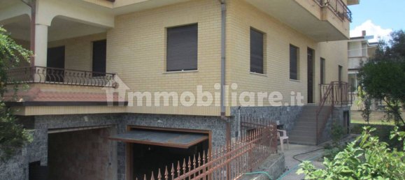 6 bedrooms Villa in Grotteria, Italy No. 251009 13