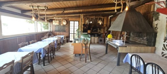 4-Zimmer Gewerbliche Immobilie in Lanciano, Italy, Nr. 353322 12