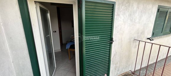 4 Schlafzimmer Haus in Fino Mornasco, Italy, Nr. 211109 12