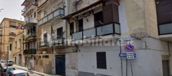 4 bedrooms Apartment in Naples, Italy No. 286961 2