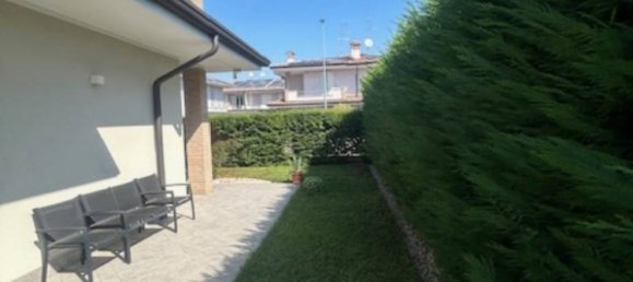 3 غرف نوم فيلا في Marmirolo, Italy رقم 376671 25