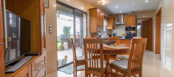 4 bedrooms House in Lagoa, Portugal No. 44305 11