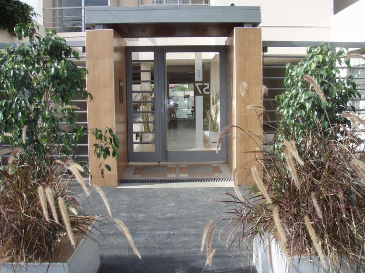 Studio in Moron, Argentina No. 91585