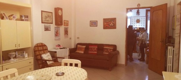 338m² Building in Bari, Italy No. 358113 4