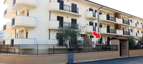 Квартира с 2 спальнями в Фонди, Италия № 29166 11