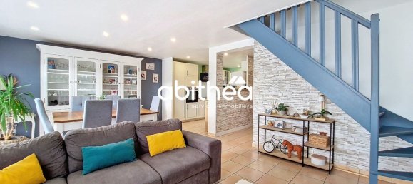 3 bedrooms House in Provin, France No. 233625 3