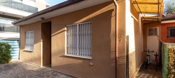 Вилла с 7 спальнями в Каттолика, Италия № 317825 18