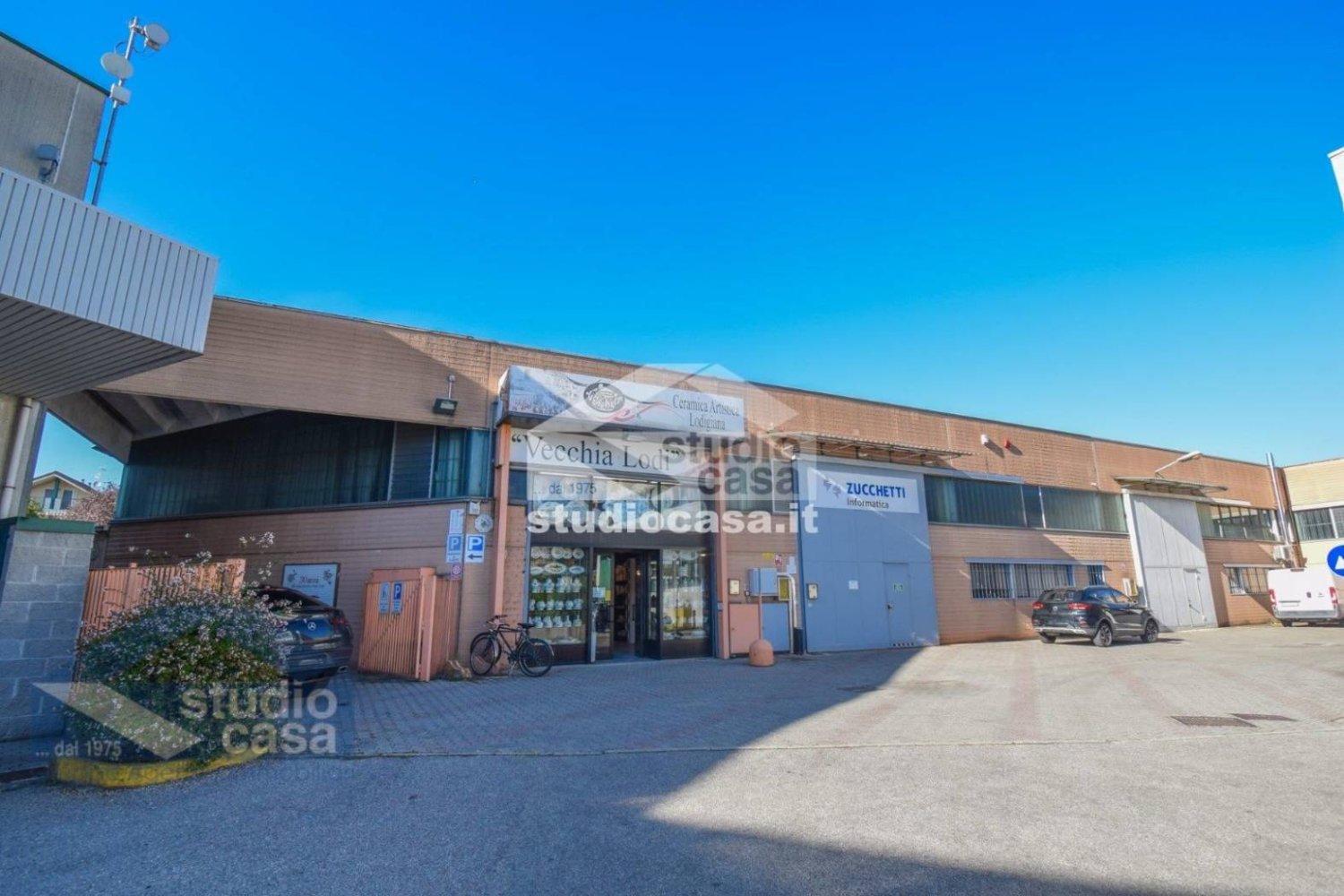 Entrepôt à Lodi, Italy 626m² No. 367772