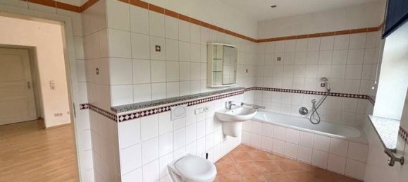 6 rooms Cafe / restaurant in Selb, Germany No. 342070 8