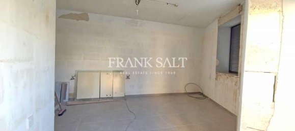 Tienda en Zabbar, Malta 20 m² No. 12707 4