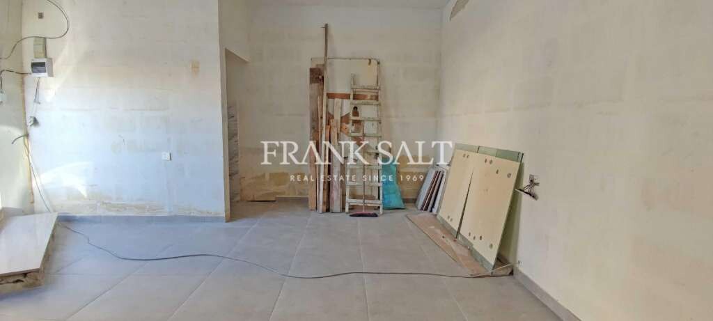 Tienda en Zabbar, Malta 20 m² No. 12707