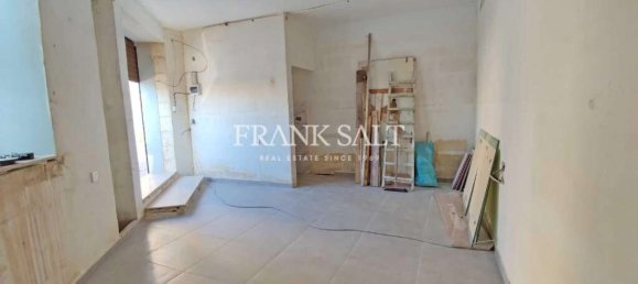 Tienda en Zabbar, Malta 20 m² No. 12707 6